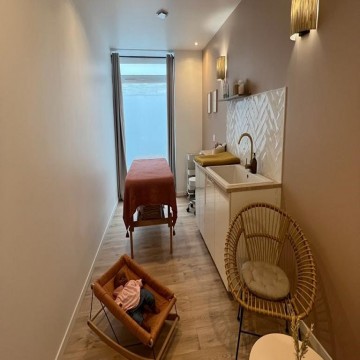 Salle de massage / consultation de 14m2 à Paris 12ème (Place Aligre)