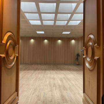 Grande Salle polyvalente bien-être & mouvement – danse, arts martiaux, méditation, thérapie, événements